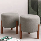 Kit com 2 Puffs Banqueta Estofados em Linho